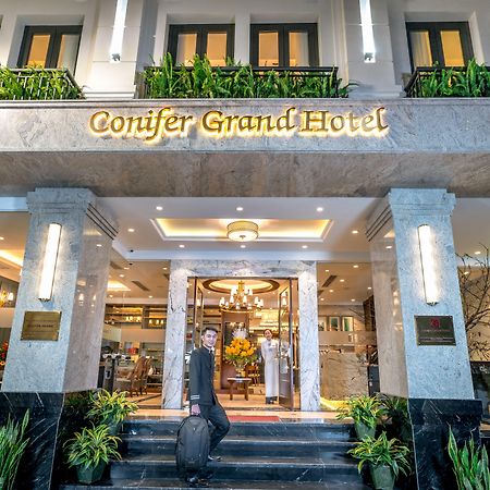 Conifer Grand Hotel Hanoi Buitenkant foto