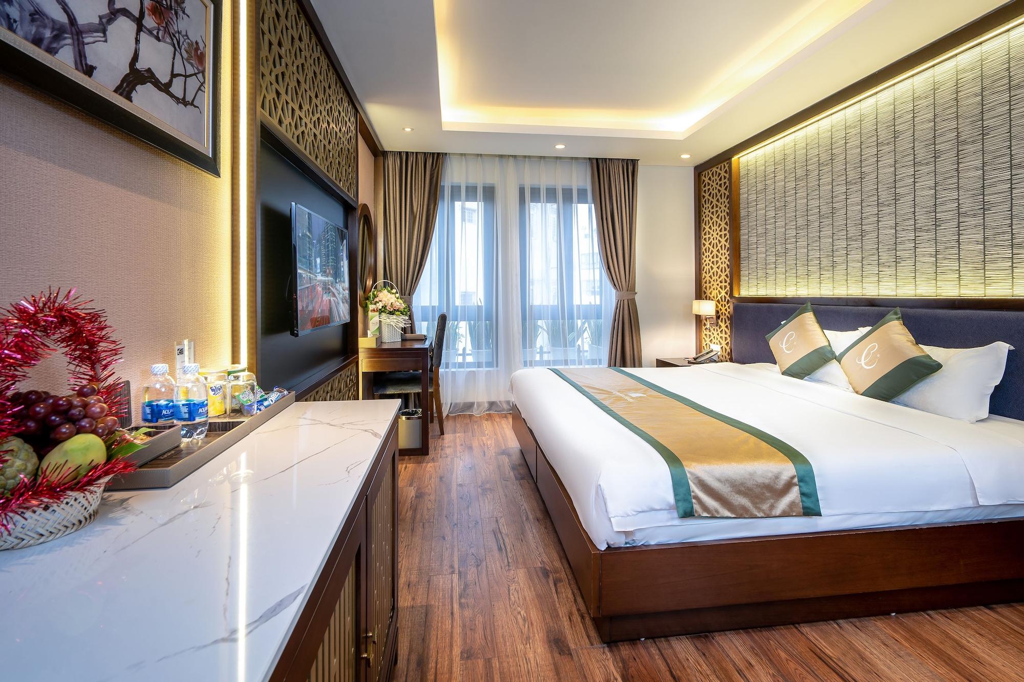 Conifer Grand Hotel Hanoi Buitenkant foto