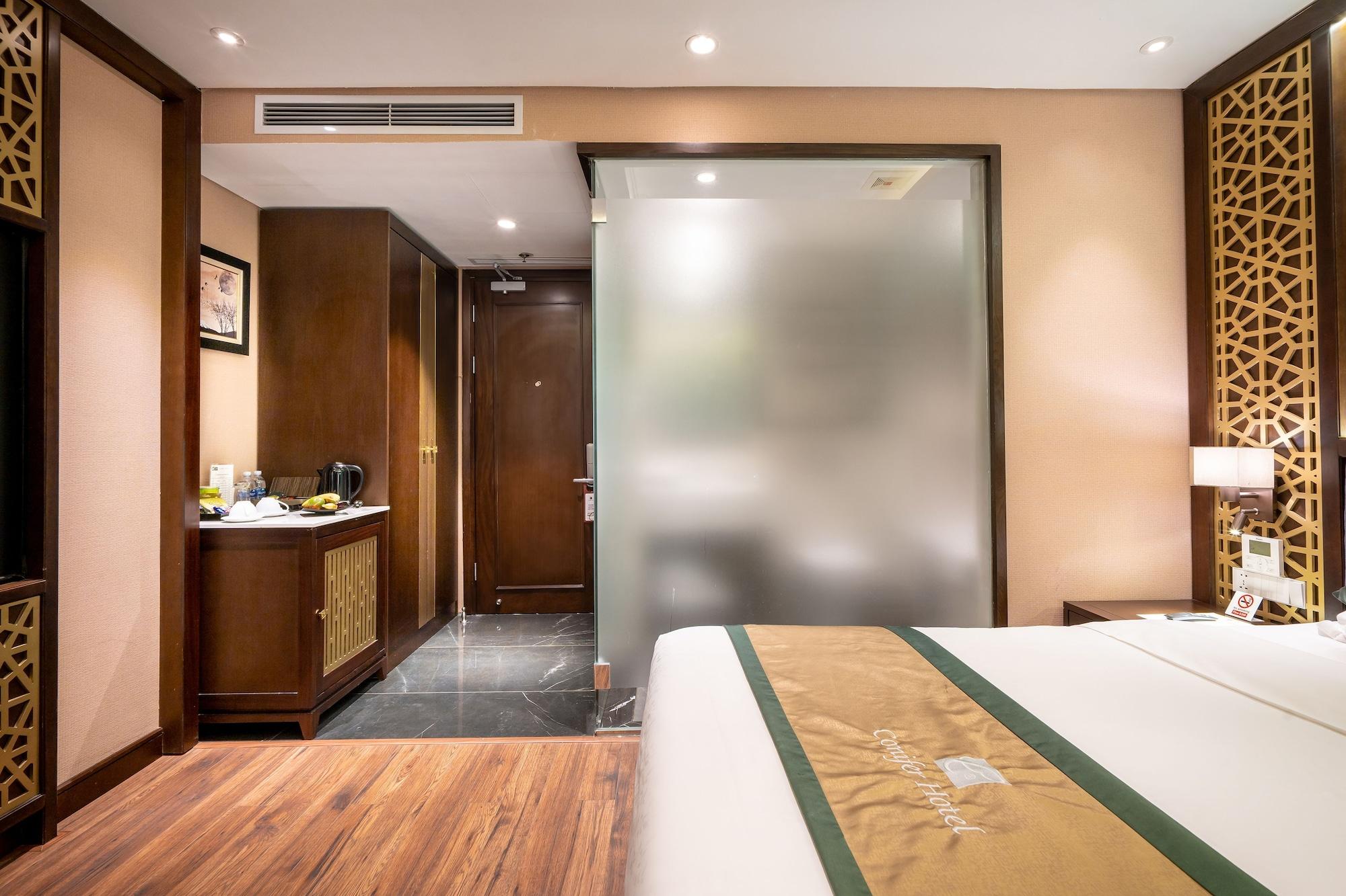 Conifer Grand Hotel Hanoi Buitenkant foto