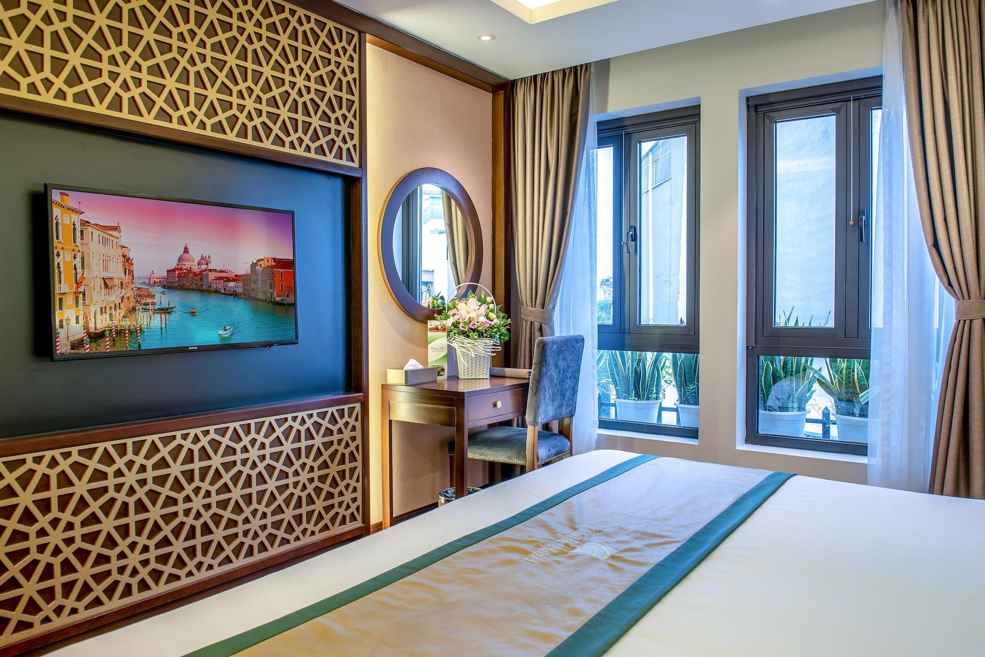 Conifer Grand Hotel Hanoi Buitenkant foto