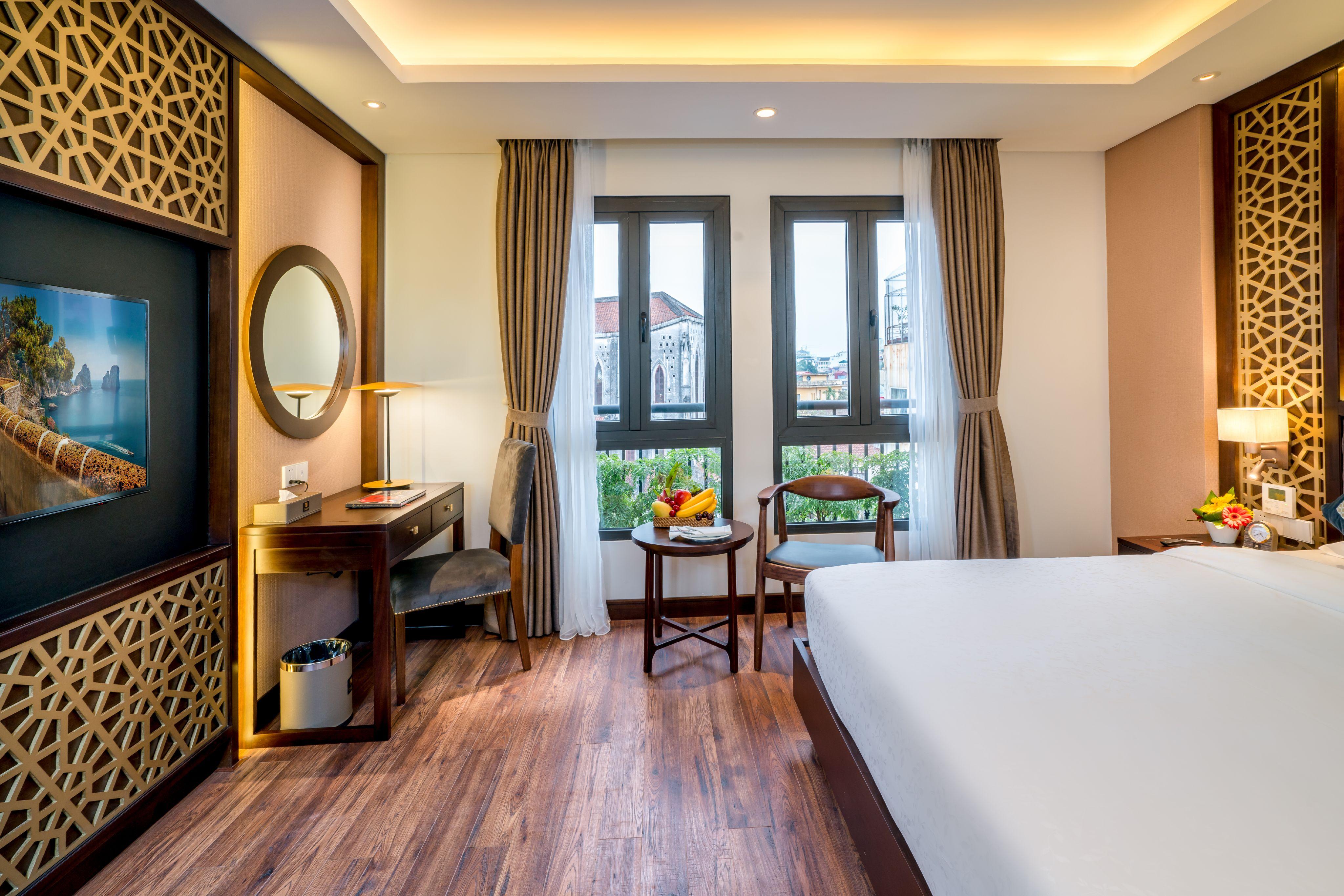 Conifer Grand Hotel Hanoi Buitenkant foto