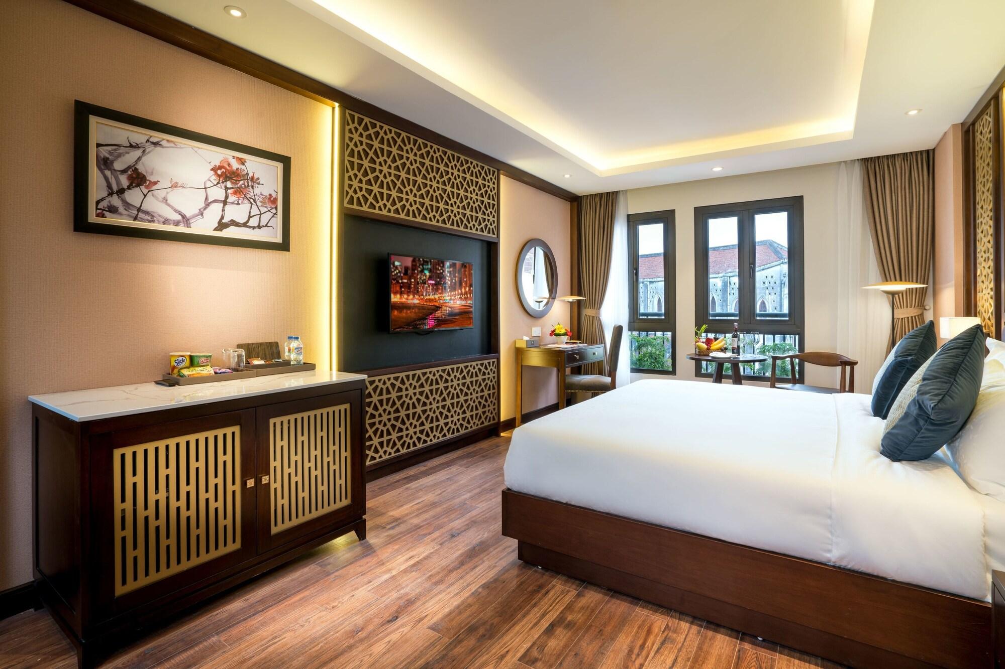 Conifer Grand Hotel Hanoi Buitenkant foto