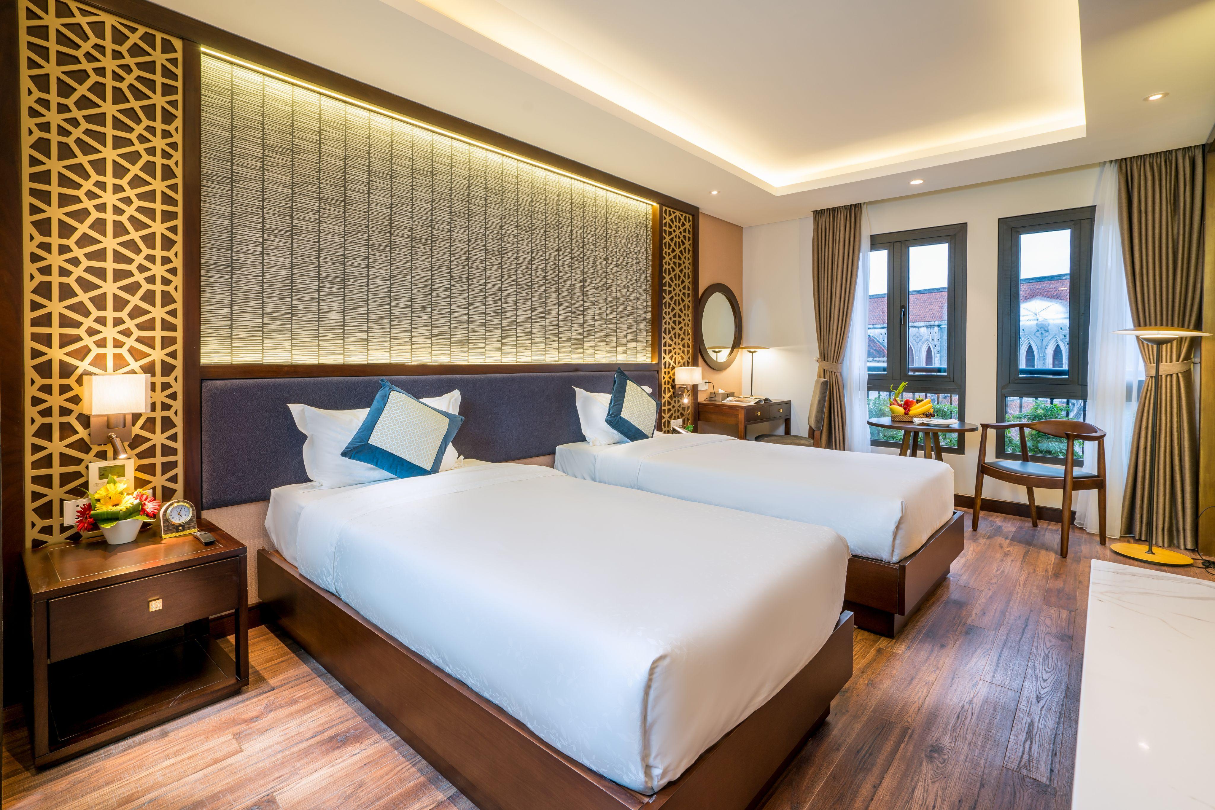 Conifer Grand Hotel Hanoi Buitenkant foto