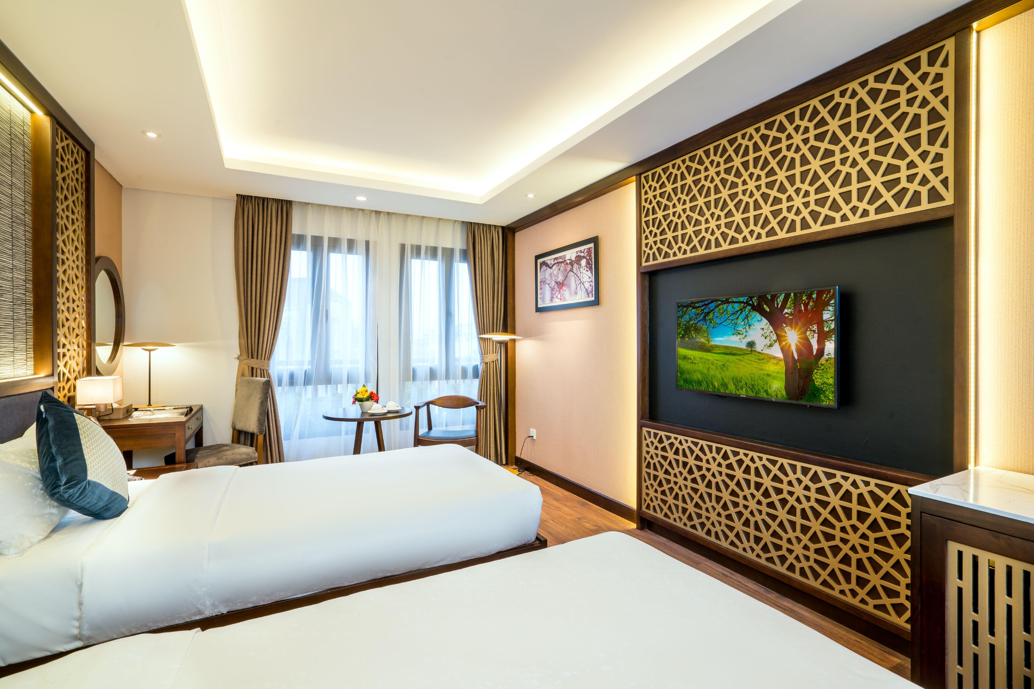 Conifer Grand Hotel Hanoi Buitenkant foto