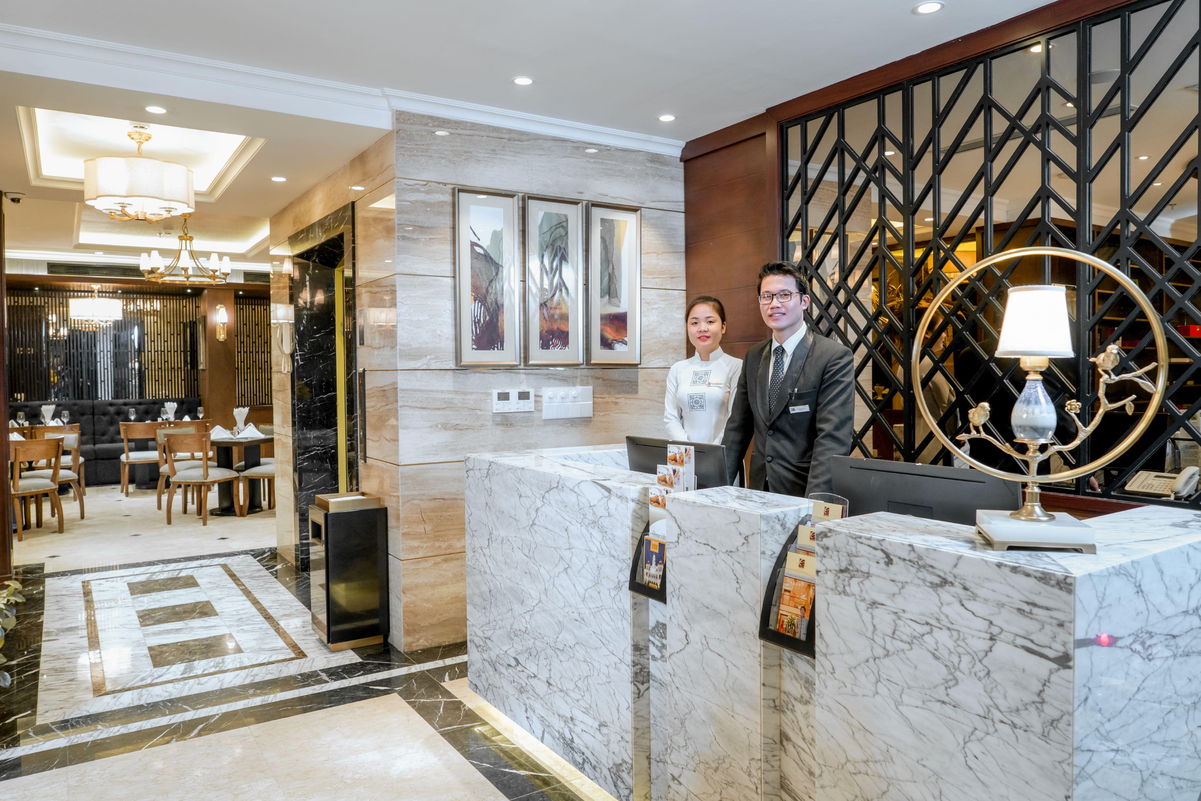 Conifer Grand Hotel Hanoi Buitenkant foto