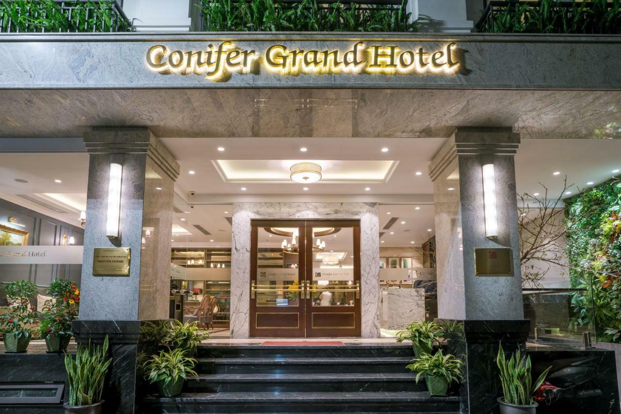 Conifer Grand Hotel Hanoi Buitenkant foto