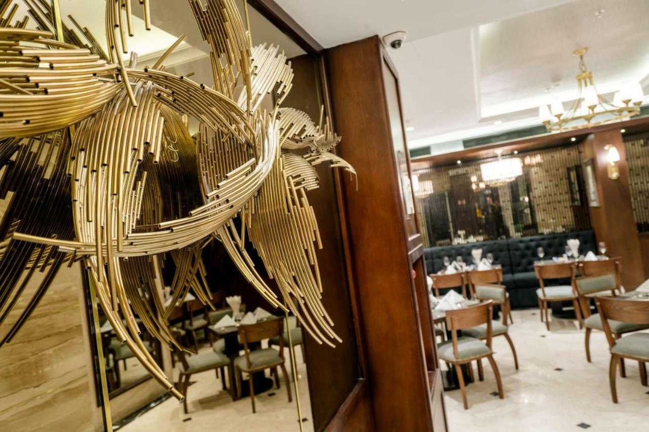 Conifer Grand Hotel Hanoi Buitenkant foto
